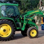 john_deere_kiinteistotraktori